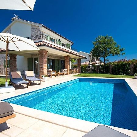 Luxury Villa Nika Dobrinj Екстер'єр фото