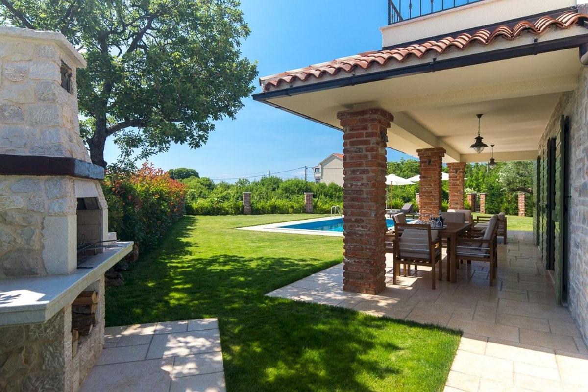 Luxury Villa Nika Dobrinj Екстер'єр фото