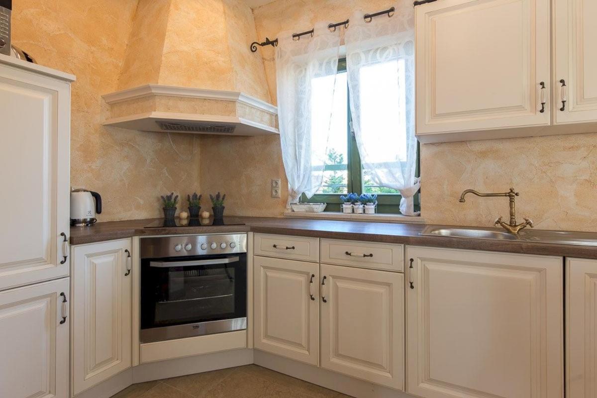 Luxury Villa Nika Dobrinj Екстер'єр фото