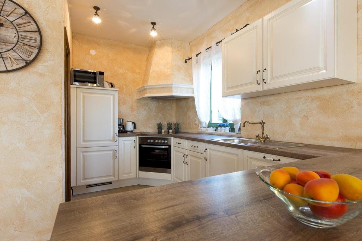 Luxury Villa Nika Dobrinj Екстер'єр фото